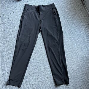 Athleta Brooklyn mid rise ankle pant - size 4